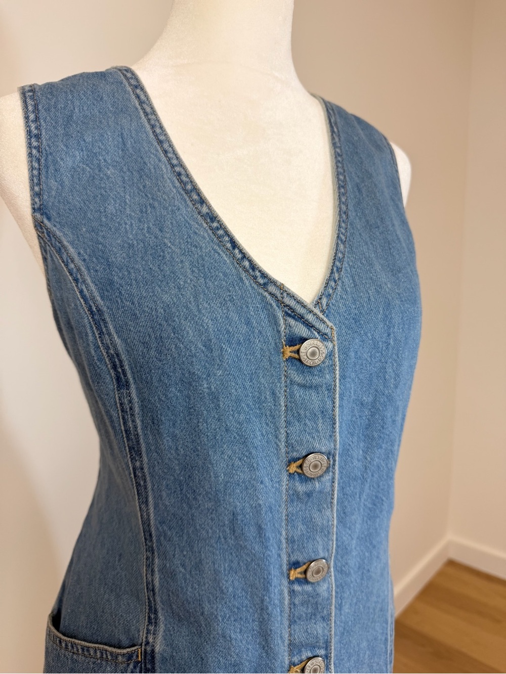Levi's Blue Denim Button-Front Mini Dress - Picture 6 of 7
